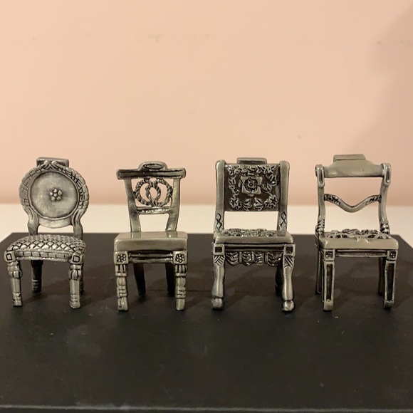 “Placechairs”.  Pewter miniature chairs. Set of 4 - Picture 2 of 5